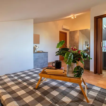 Sardinia Re - Gialla Villa