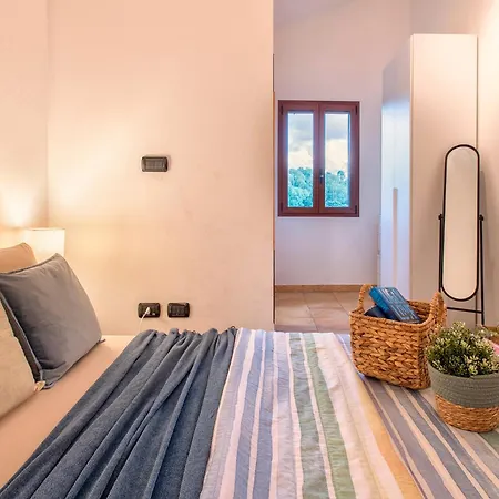 Villa Sardinia Re - Gialla *
