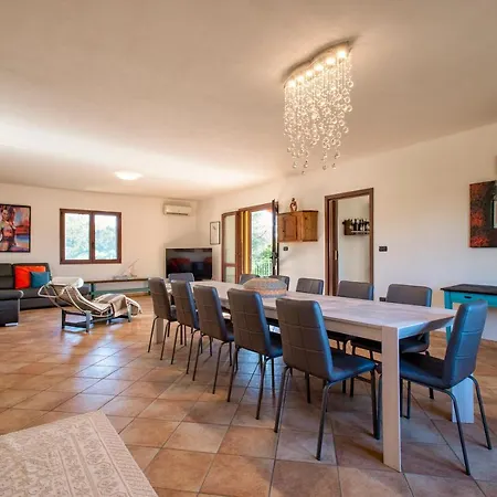 Sardinia Re - Gialla Willa