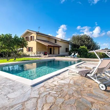 Sardinia Re - Gialla Willa