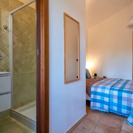 Sardinia Re - Gialla Villa Olmedo