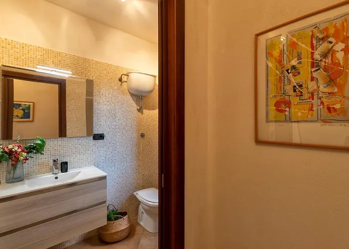 Sardinia Re - Gialla Villa Olmedo