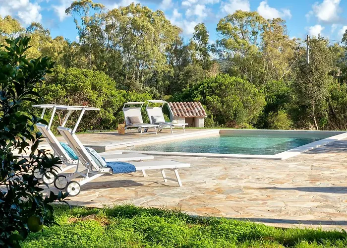 Sardinia Re - Gialla Villa Olmedo