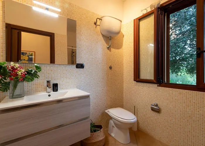 Sardinia Re - Gialla Villa Olmedo